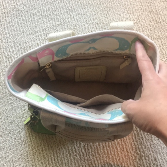 Coach purse - Picture 2 of 5